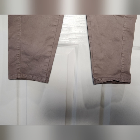 Eileen Fisher khaki front pleated tapered trouser pants women's size 4 - Picture 7 of 9